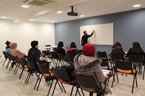 Mardin Gençlik Merkezi’nde YKS Kurslarına Yedek Kayıtlar Başladı