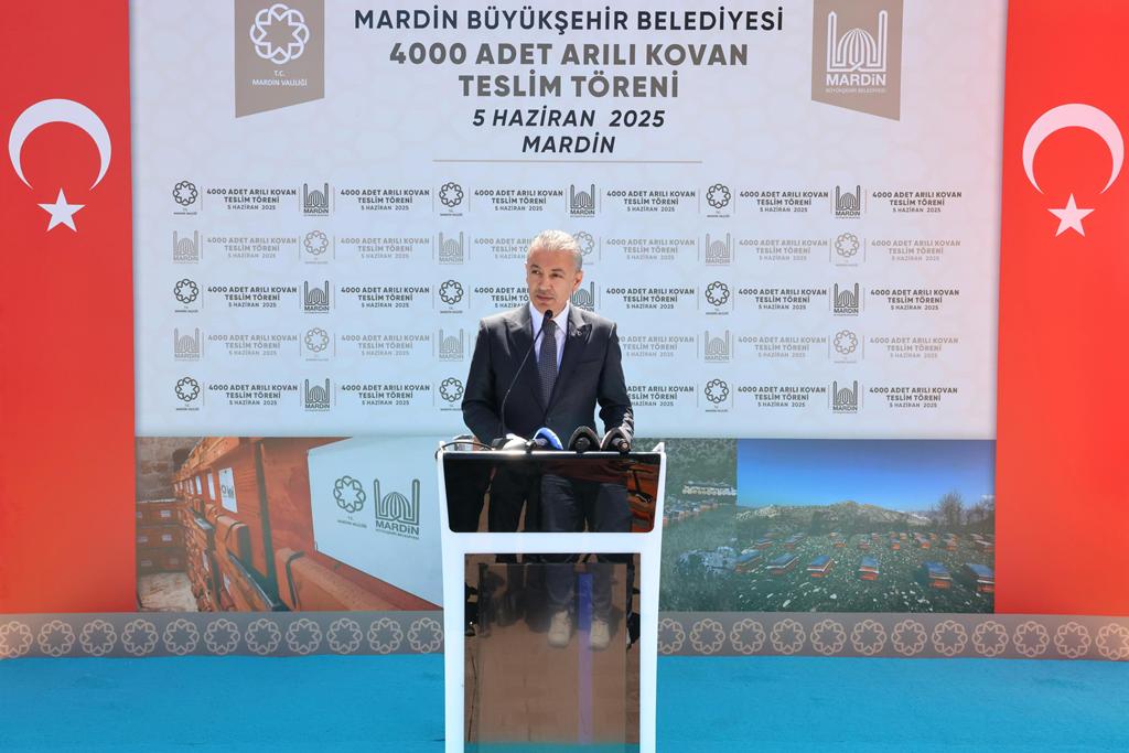 Mardin’de 4 Bin Arılı Kovan Üreticilere Dağıtılıyor